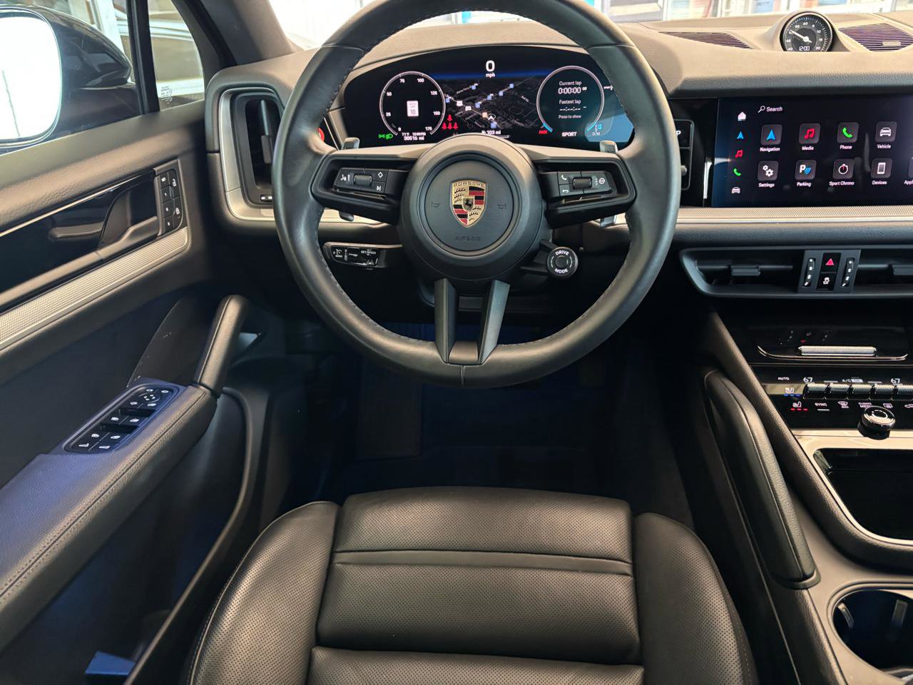 Used 2024 Porsche Cayenne Coupe image 19