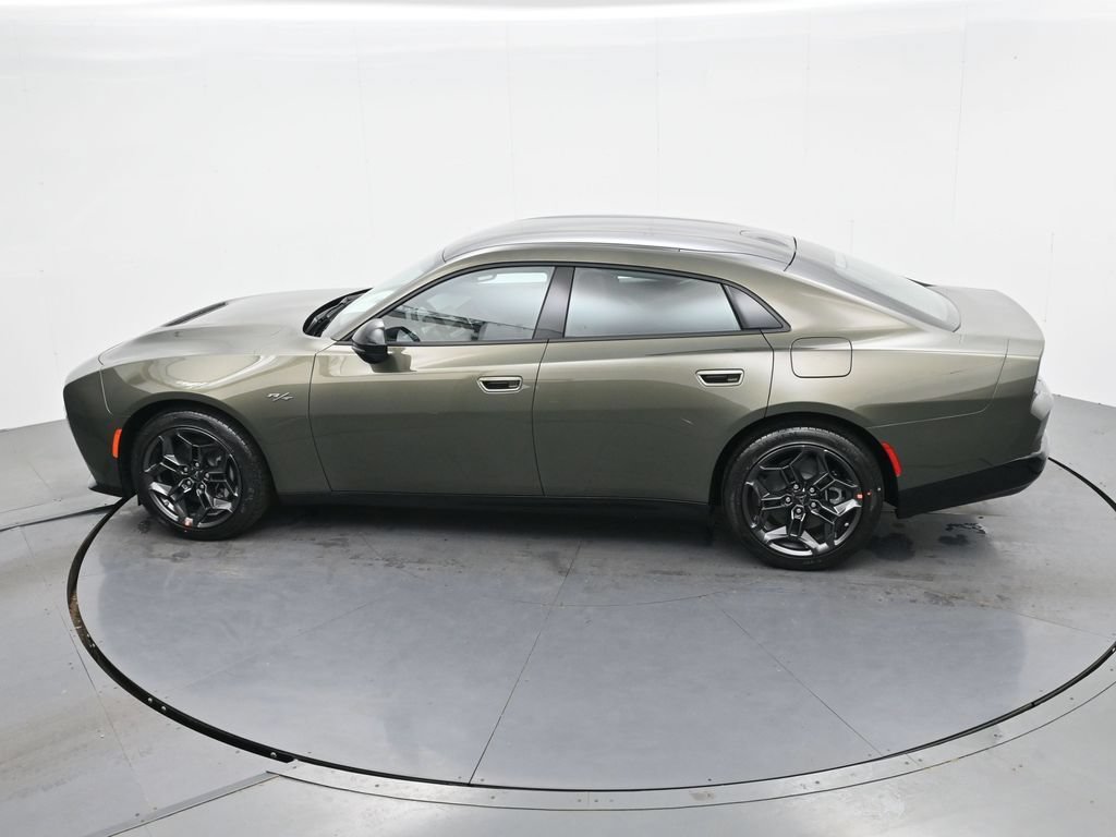 New 2026 Dodge Charger R/T w/ Blacktop Package AWD/4WD image 32
