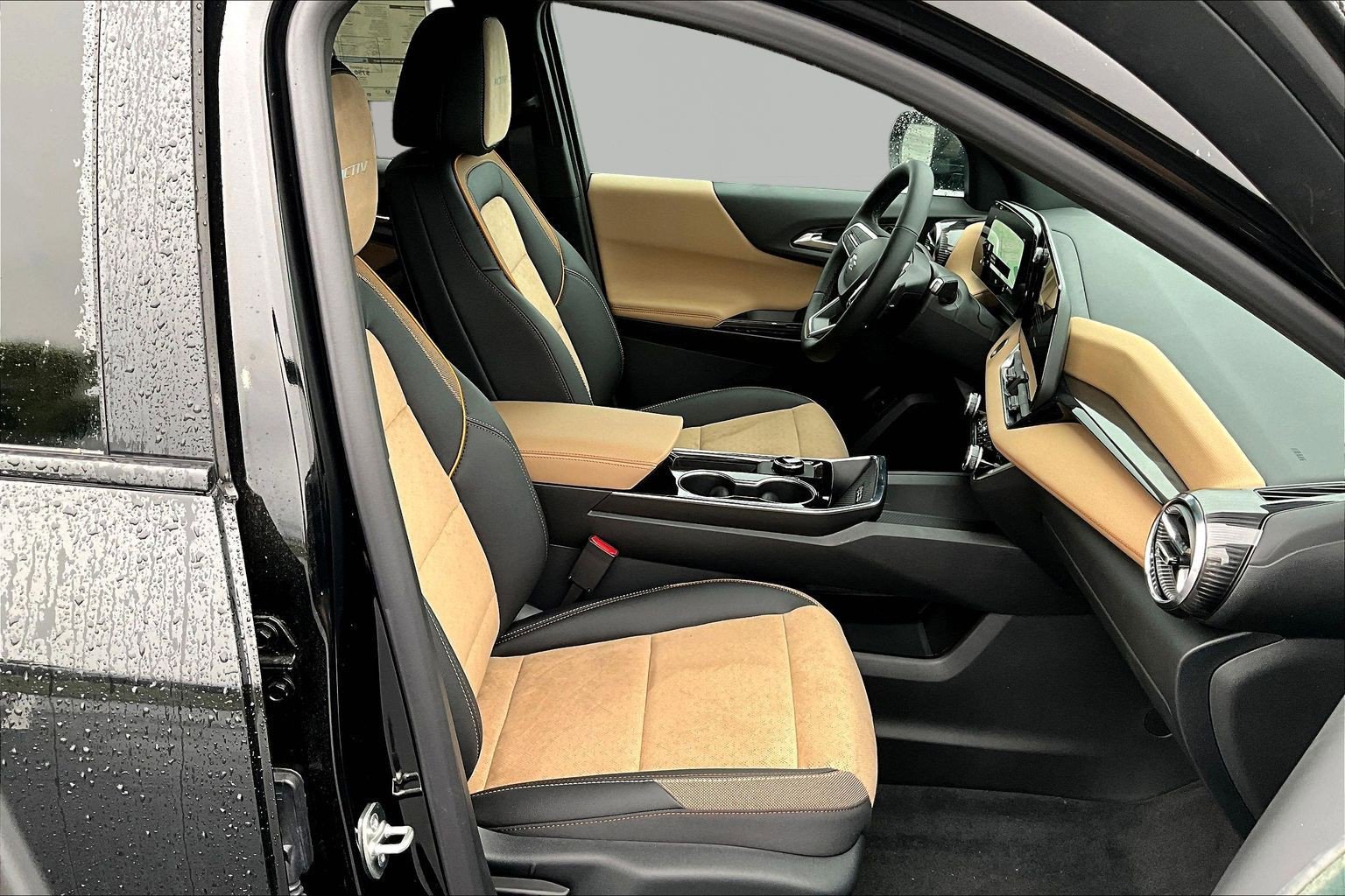 New 2026 Chevrolet Equinox ACTIV FWD image 10