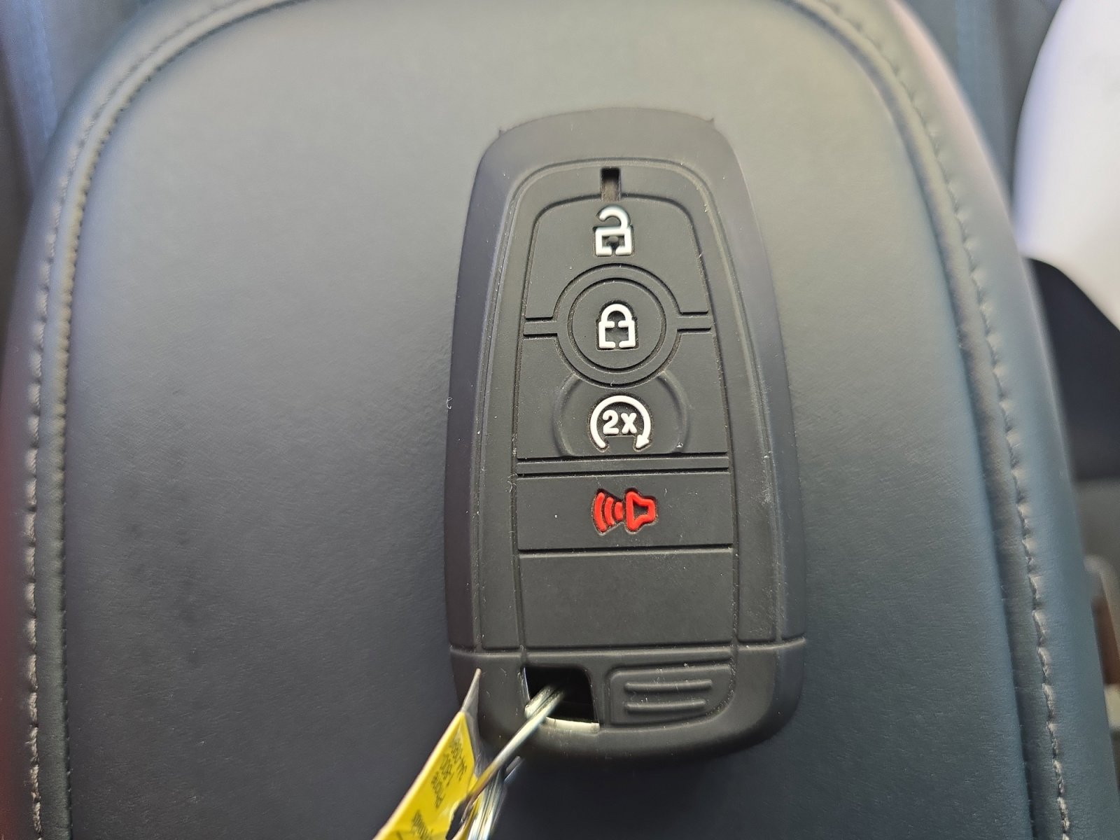 Used 2025 Ford Maverick XLT w/ XLT Luxury Package FWD image 30