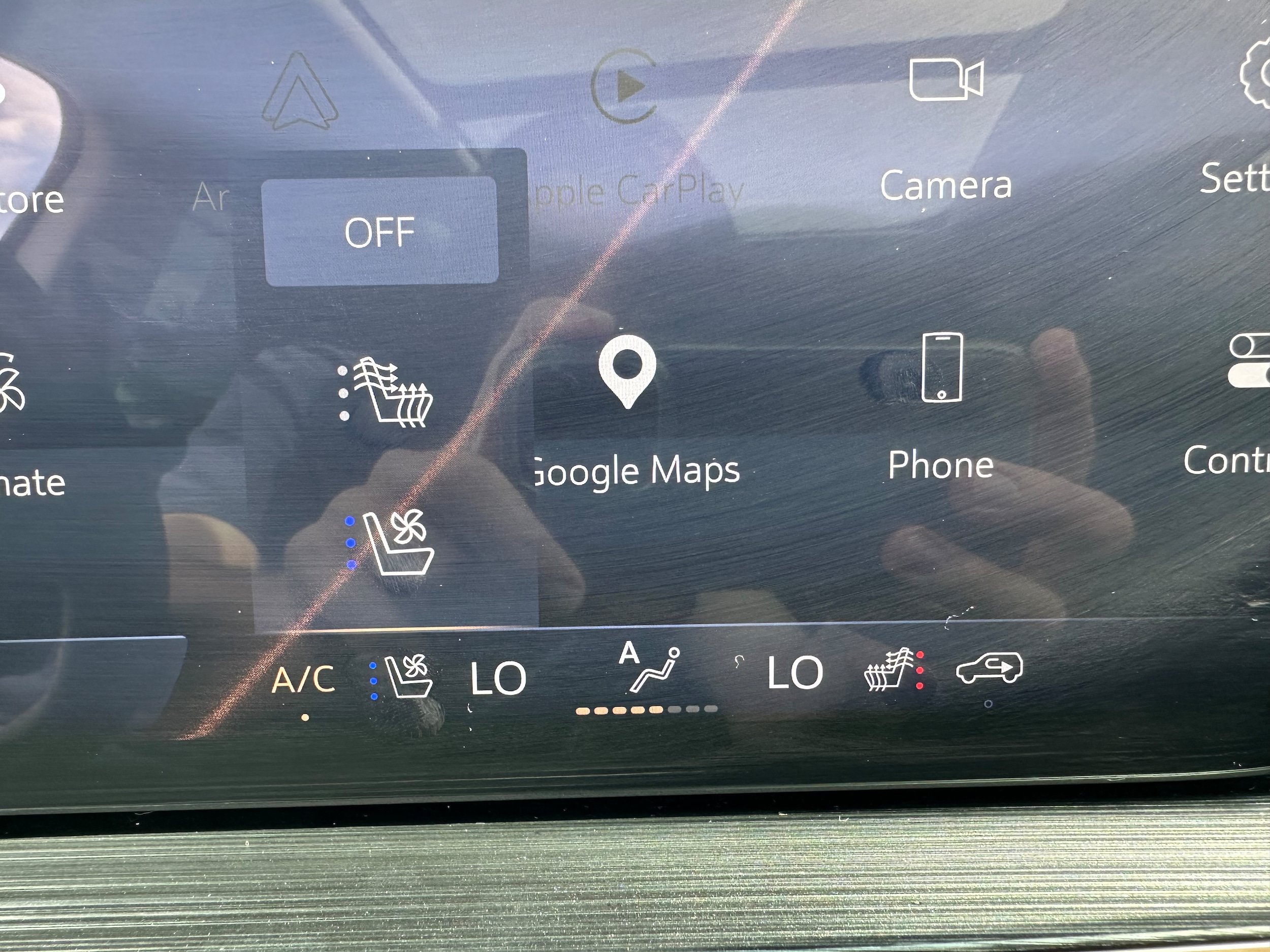 Used 2024 Buick Envision Avenir AWD/4WD image 30