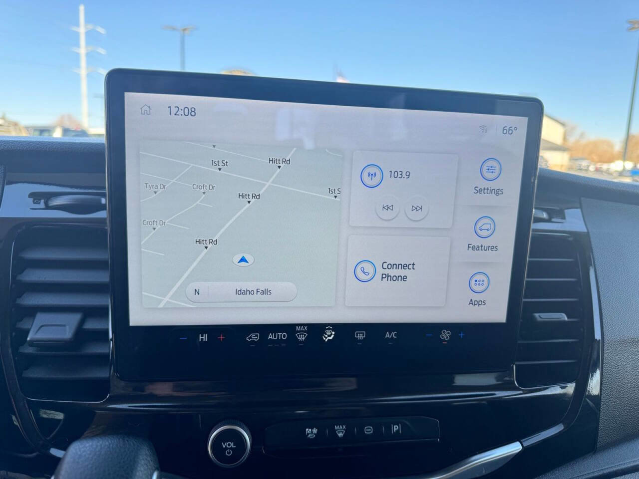 Used 2024 Ford Transit 350 XLT image 22