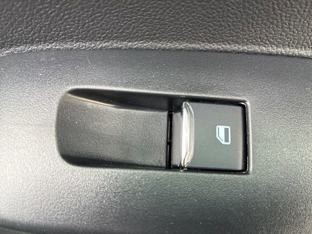 Used 2024 Ford Escape ST-Line w/ Tech Pack #1 image 28