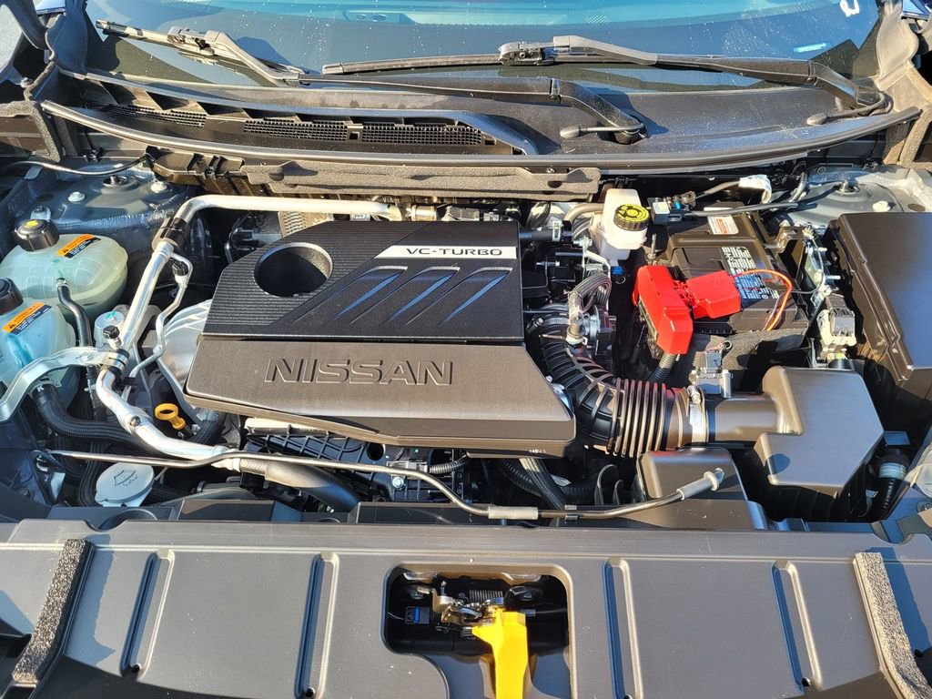 Used 2024 Nissan Rogue SV image 29