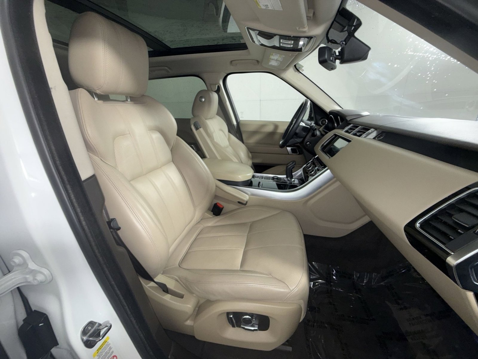 Used 2016 Land Rover Range Rover Sport HSE AWD/4WD image 27