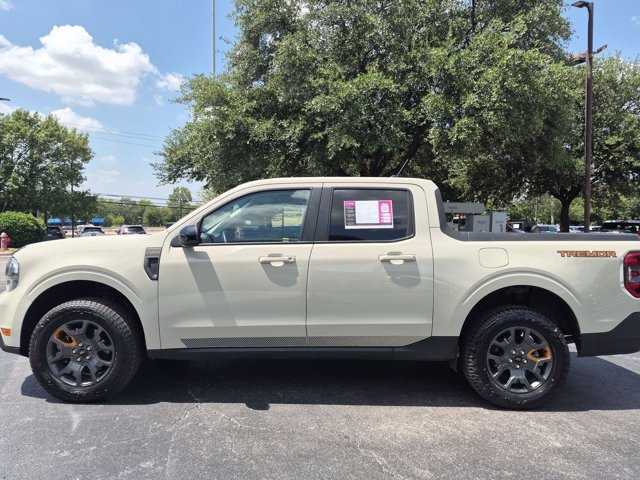 Used 2024 Ford Maverick Tremor w/ Tremor Off-Road Package AWD/4WD image 9