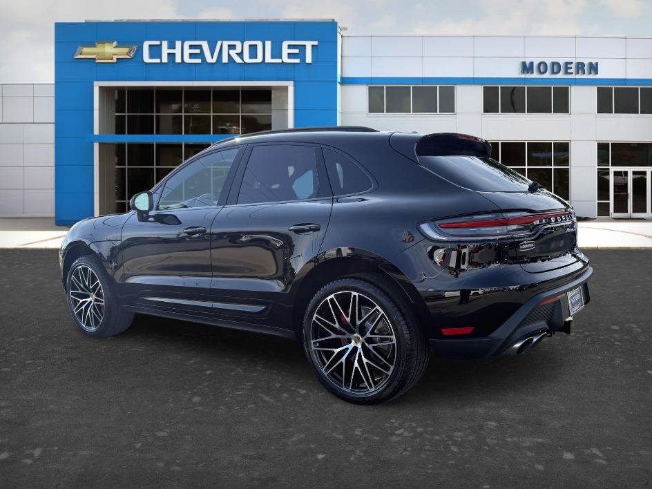 Used 2026 Porsche Macan S AWD/4WD image 3