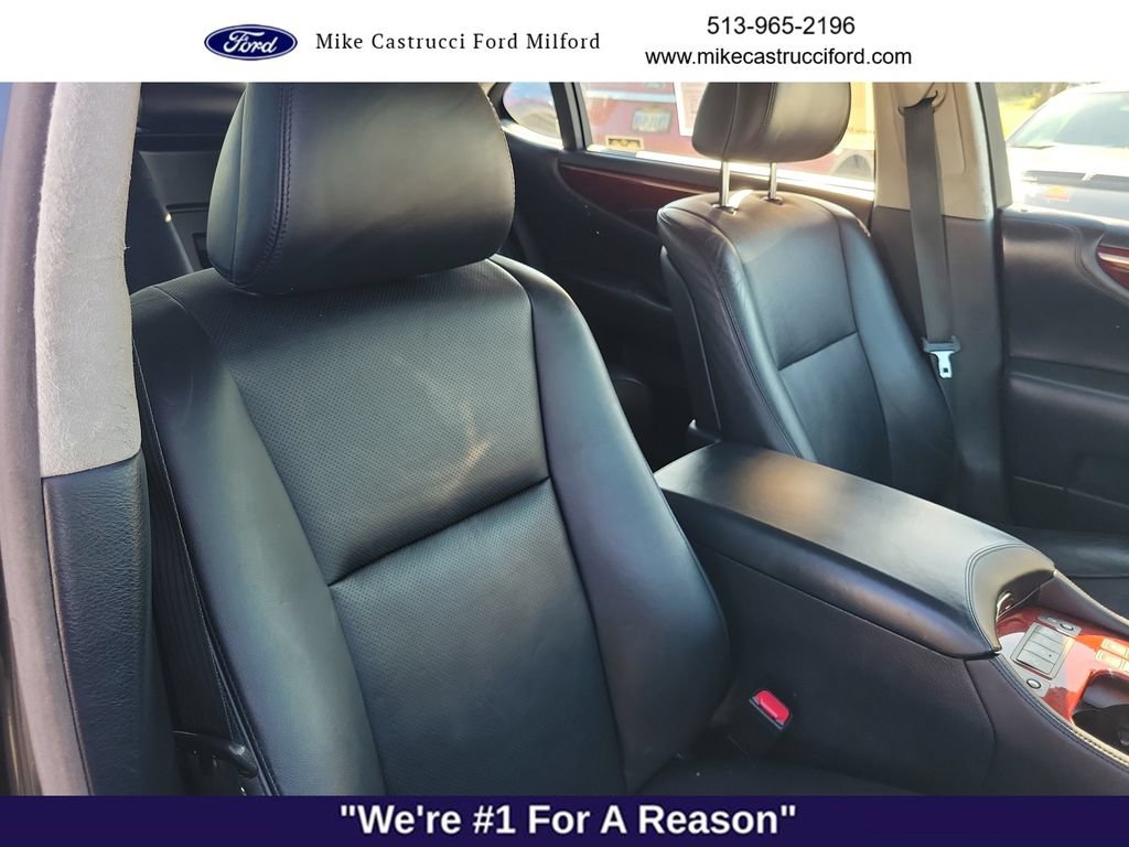Used 2010 Lexus LS 460 L w/ Rear Seat Upgrade Pkg RWD image 25