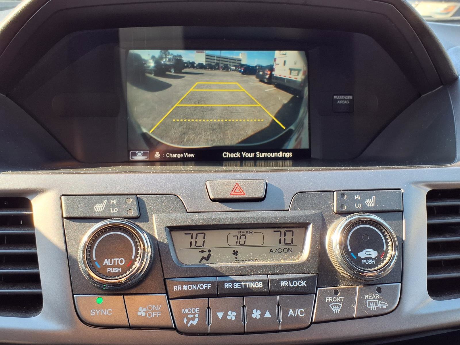 Used 2015 Honda Odyssey Touring image 6