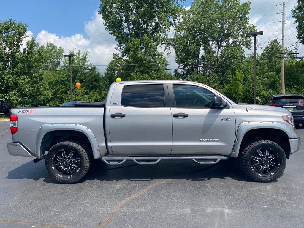 Used 2015 Toyota Tundra SR5 w/ SR5 Upgrade Package AWD/4WD image 13