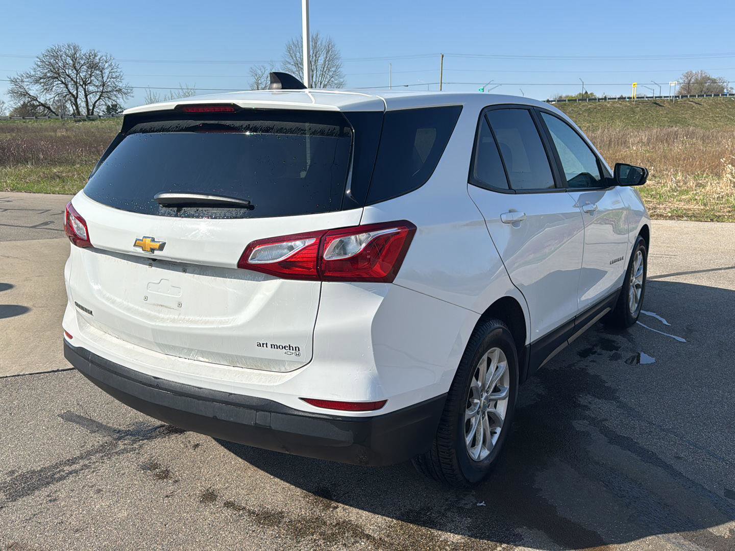 Used 2020 Chevrolet Equinox LS w/ LS Convenience Package image 6