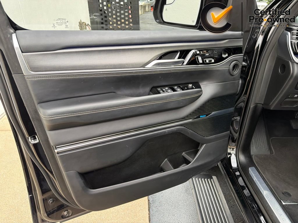 Certified 2023 Jeep Grand Wagoneer Series II AWD/4WD image 54