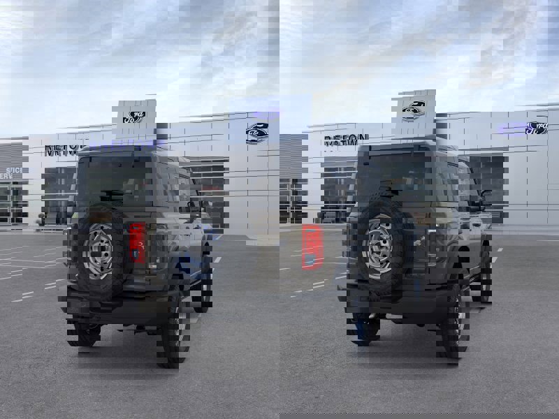New 2025 Ford Bronco 4-Door image 33