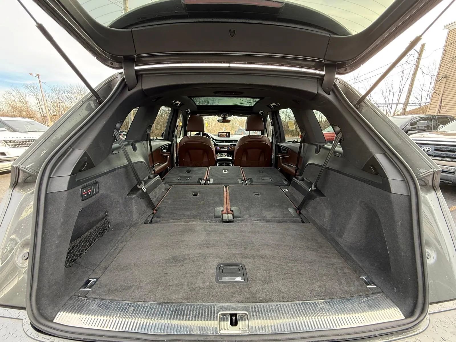 Used 2017 Audi Q7 3.0T Premium Plus image 24