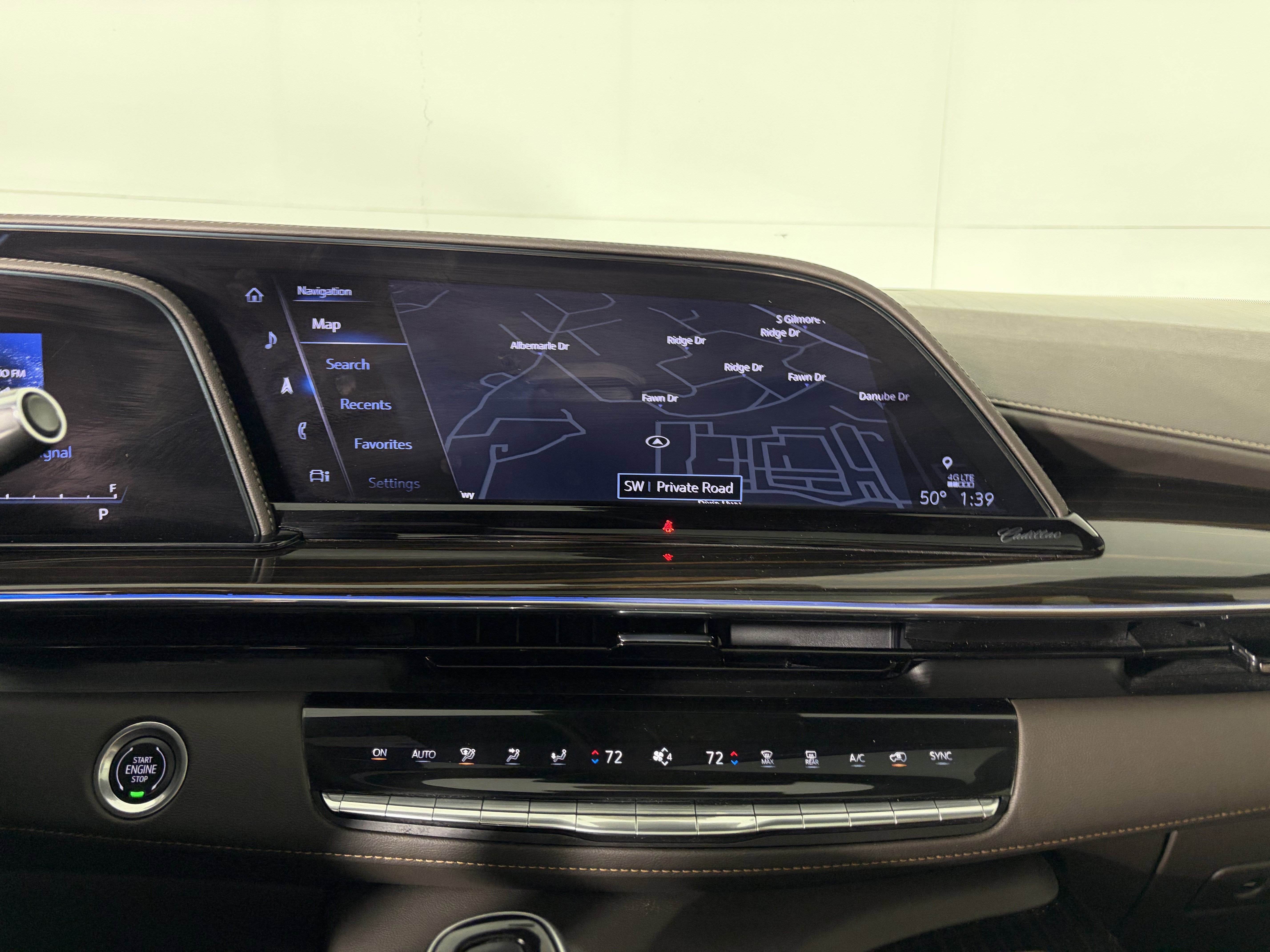 Used 2024 Cadillac Escalade ESV Premium Luxury w/ Performance Package image 23