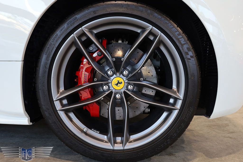 Used 2019 Ferrari 488 Spider image 41