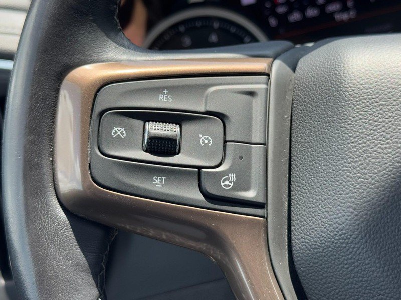 Used 2022 Chevrolet Silverado 1500 High Country w/ Z71 Off-Road Package AWD/4WD image 17