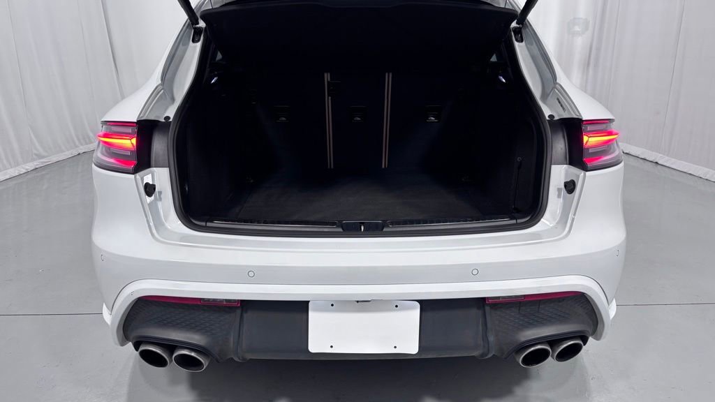 Used 2024 Porsche Macan S AWD/4WD image 28
