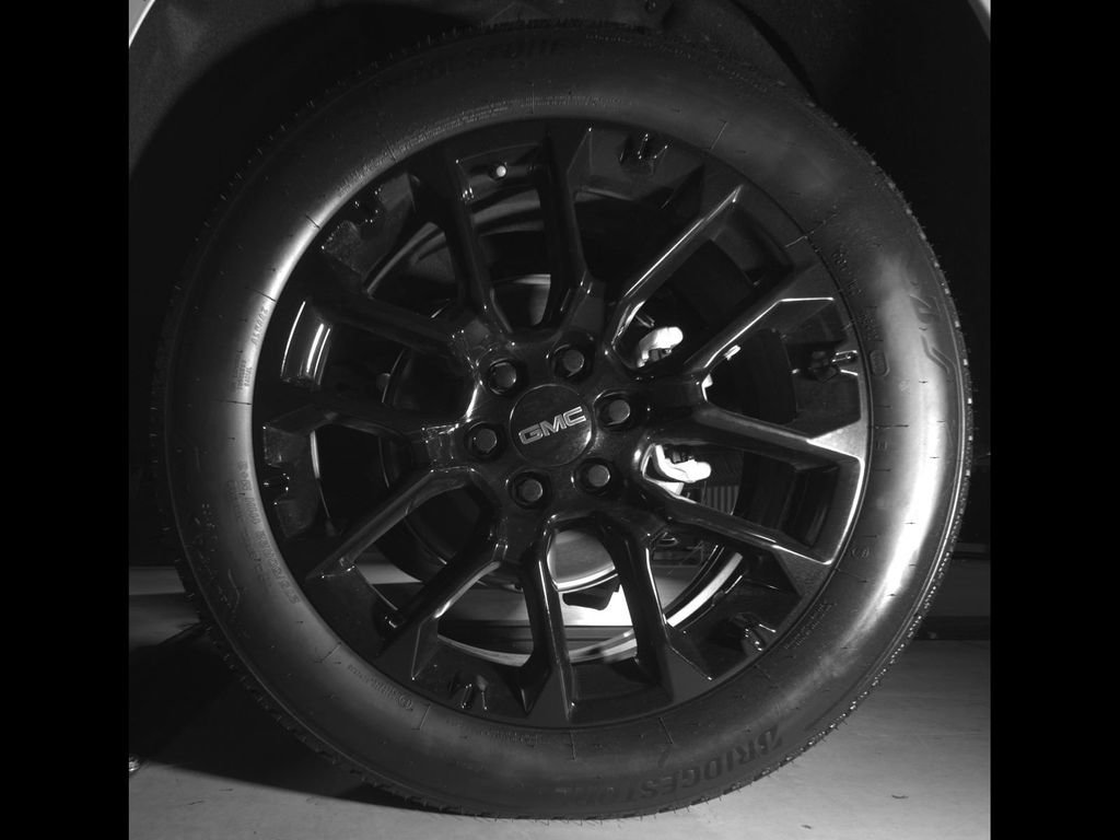 New 2026 GMC Yukon XL Denali w/ Sun & Power Step Package AWD/4WD image 15