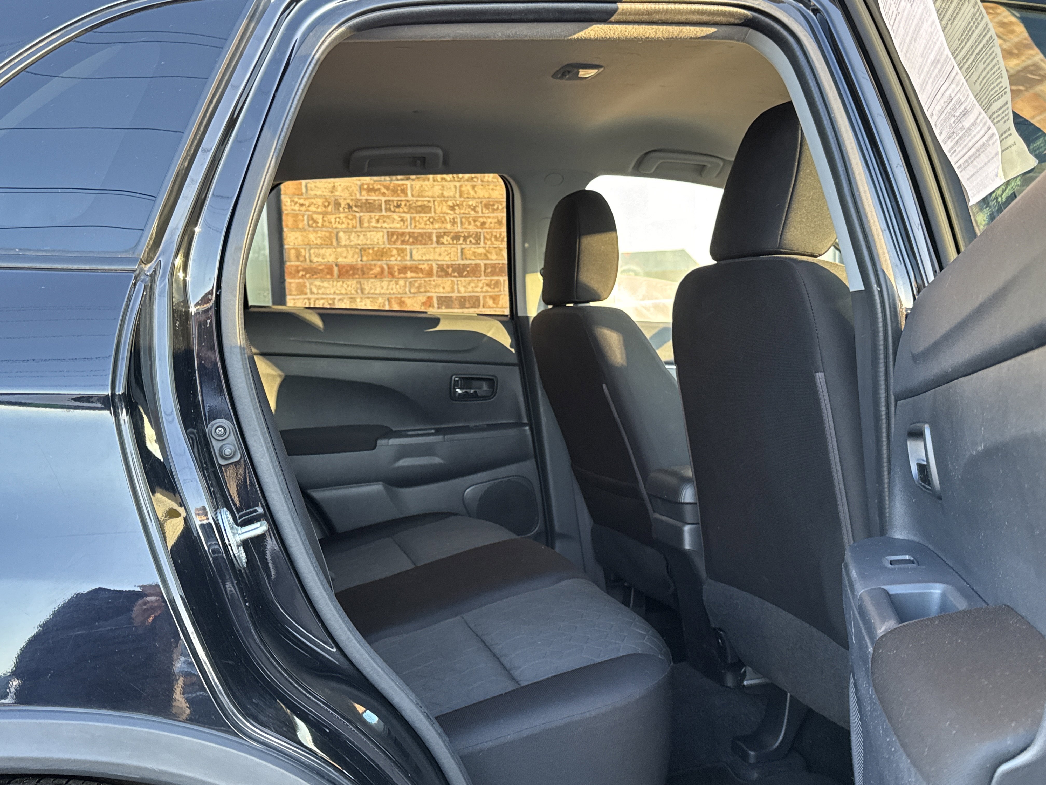 Used 2021 Mitsubishi Outlander Sport ES image 12