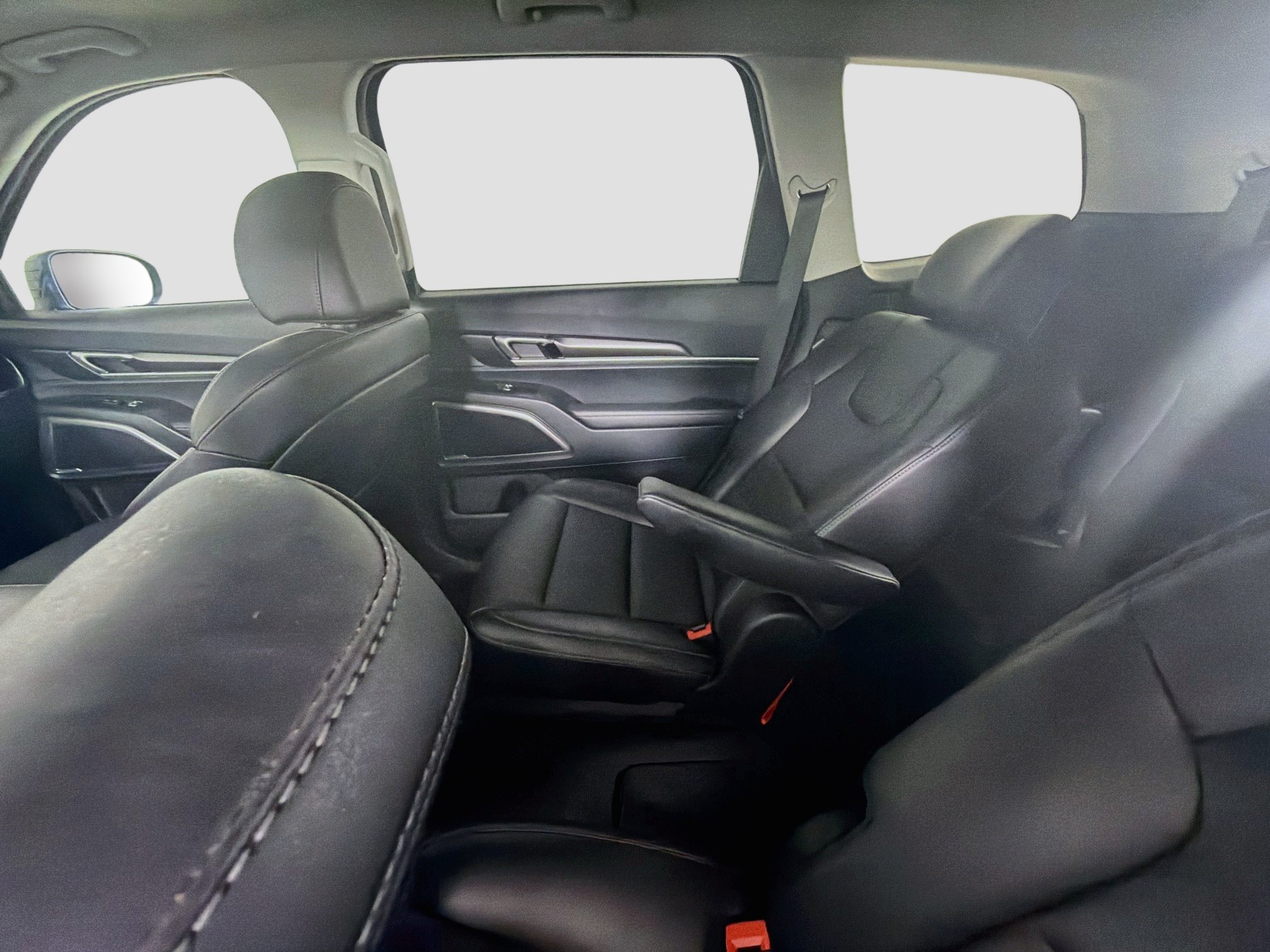 Used 2025 Kia Telluride S FWD image 28