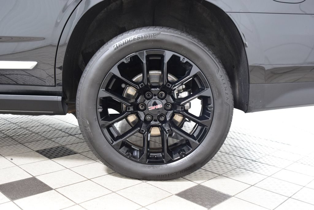 Used 2024 GMC Yukon Denali AWD/4WD image 29