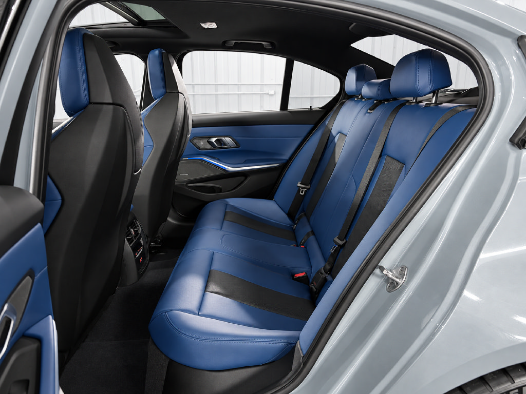 Used 2022 BMW M3 w/ Executive Package RWD image 39