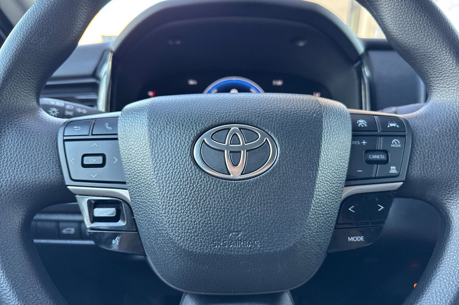 Used 2026 Toyota Camry LE w/ Convenience Package FWD image 23