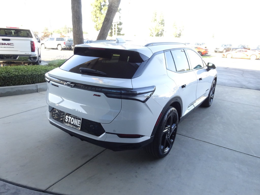 Certified 2024 Chevrolet Equinox EV RS FWD image 8