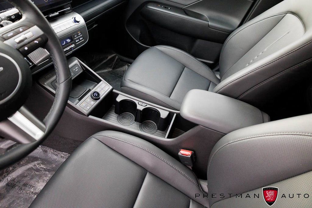 Used 2025 Hyundai Kona Limited AWD/4WD image 39