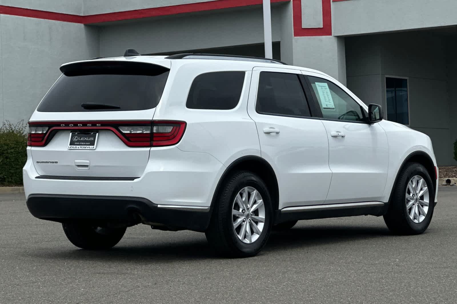 Used 2023 Dodge Durango SXT RWD image 2