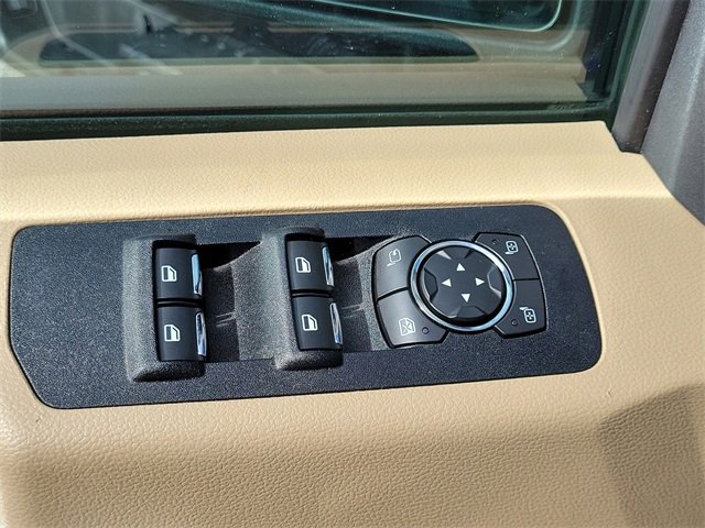 Used 2020 Ford F150 Lariat w/ Lariat Bed Utility Package image 27