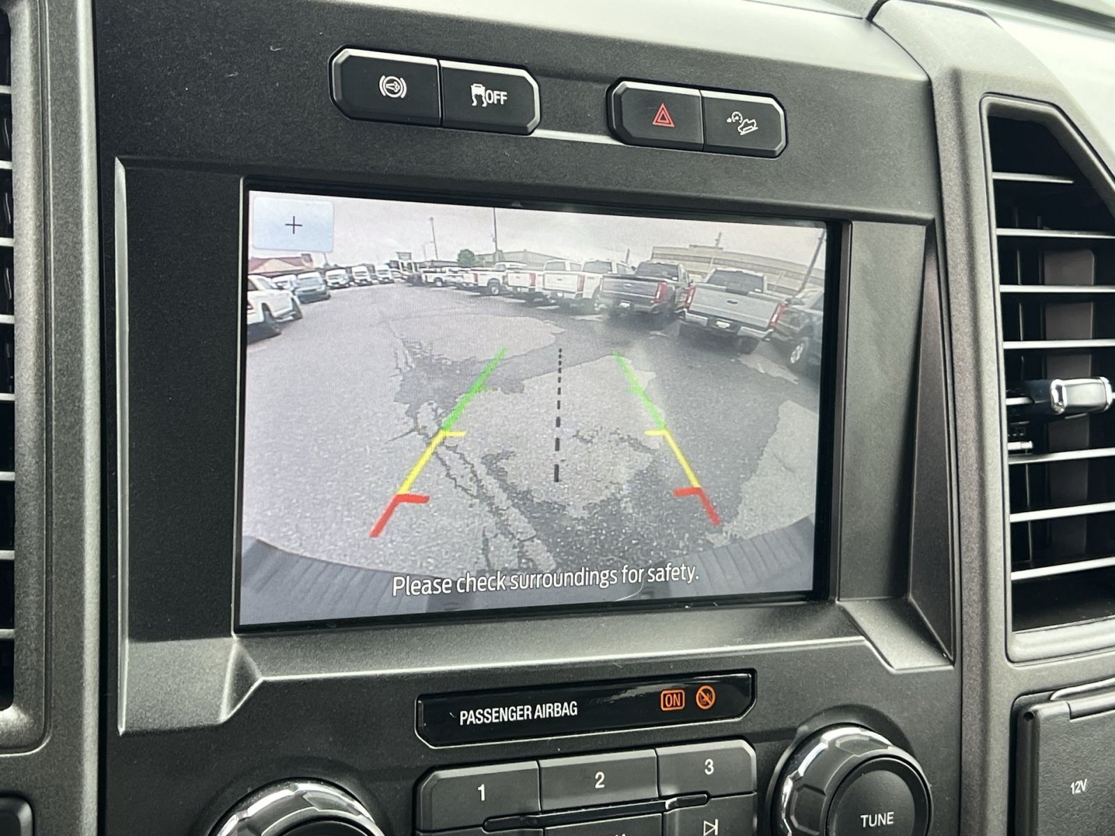 Used 2021 Ford F250 XL w/ STX Appearance Package AWD/4WD image 19