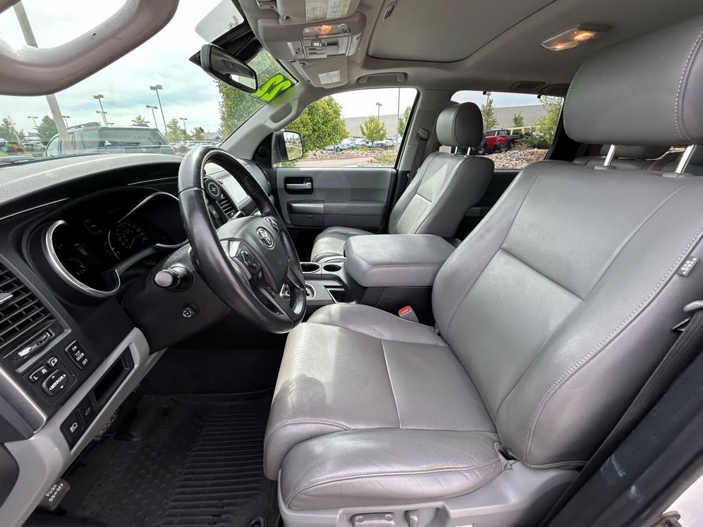 Used 2022 Toyota Sequoia Limited AWD/4WD image 15