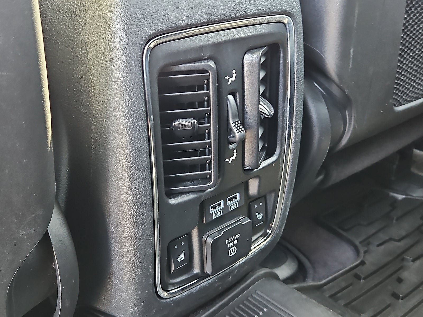 Used 2018 Jeep Grand Cherokee Limited AWD/4WD image 11