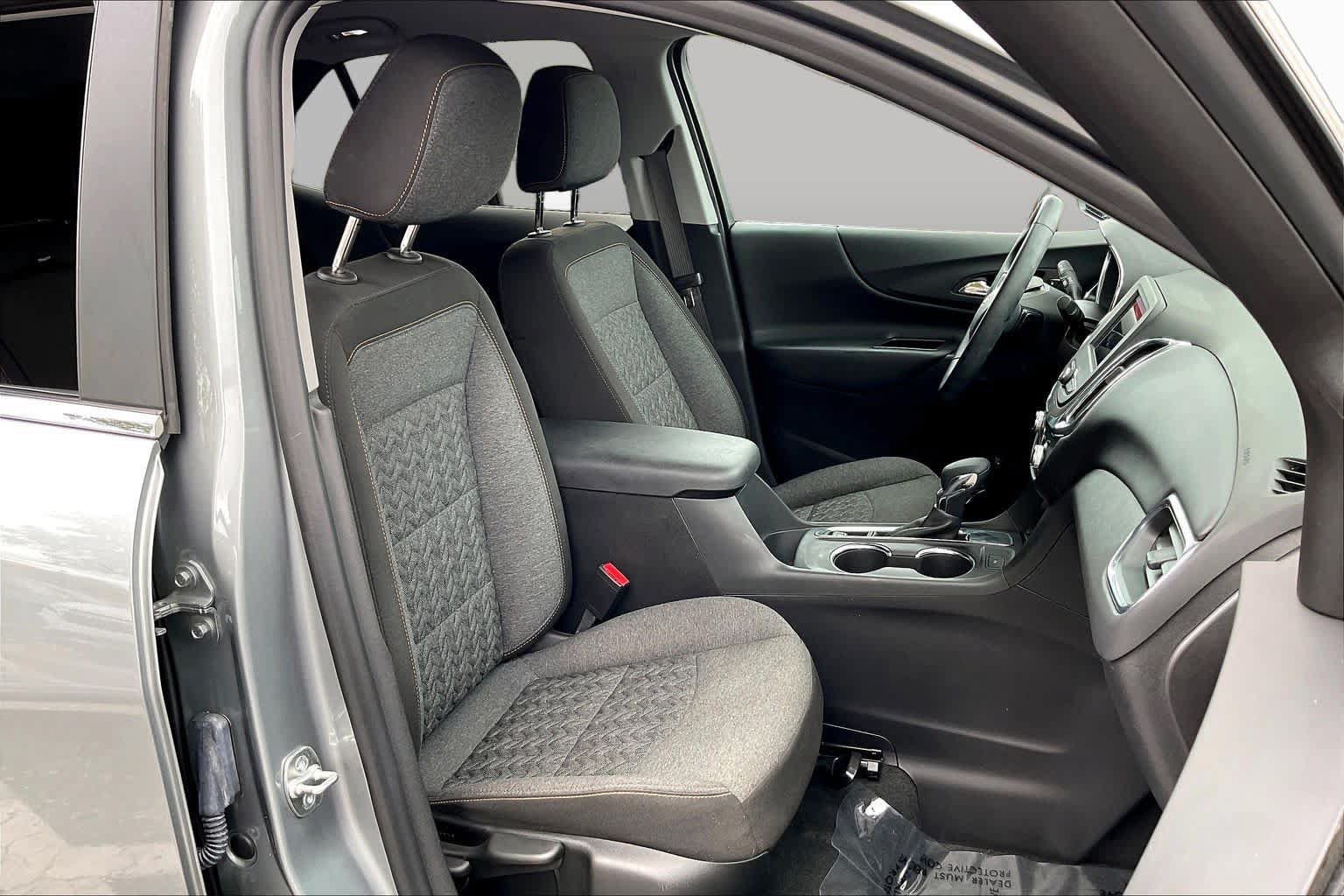 Used 2024 Chevrolet Equinox LT FWD image 8