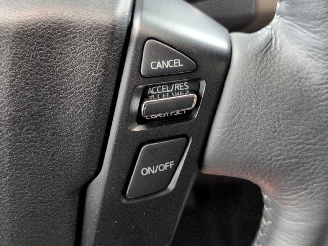 Used 2024 Nissan Frontier SV RWD image 21
