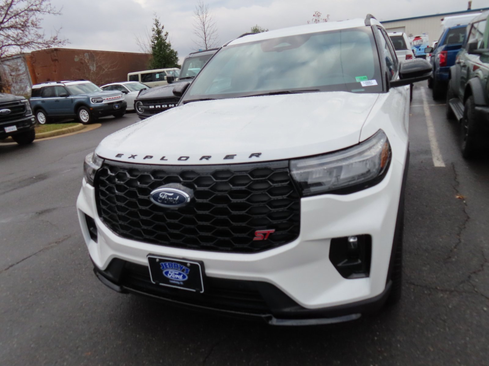 New 2026 Ford Explorer ST w/ Sun And Sound Package image 2