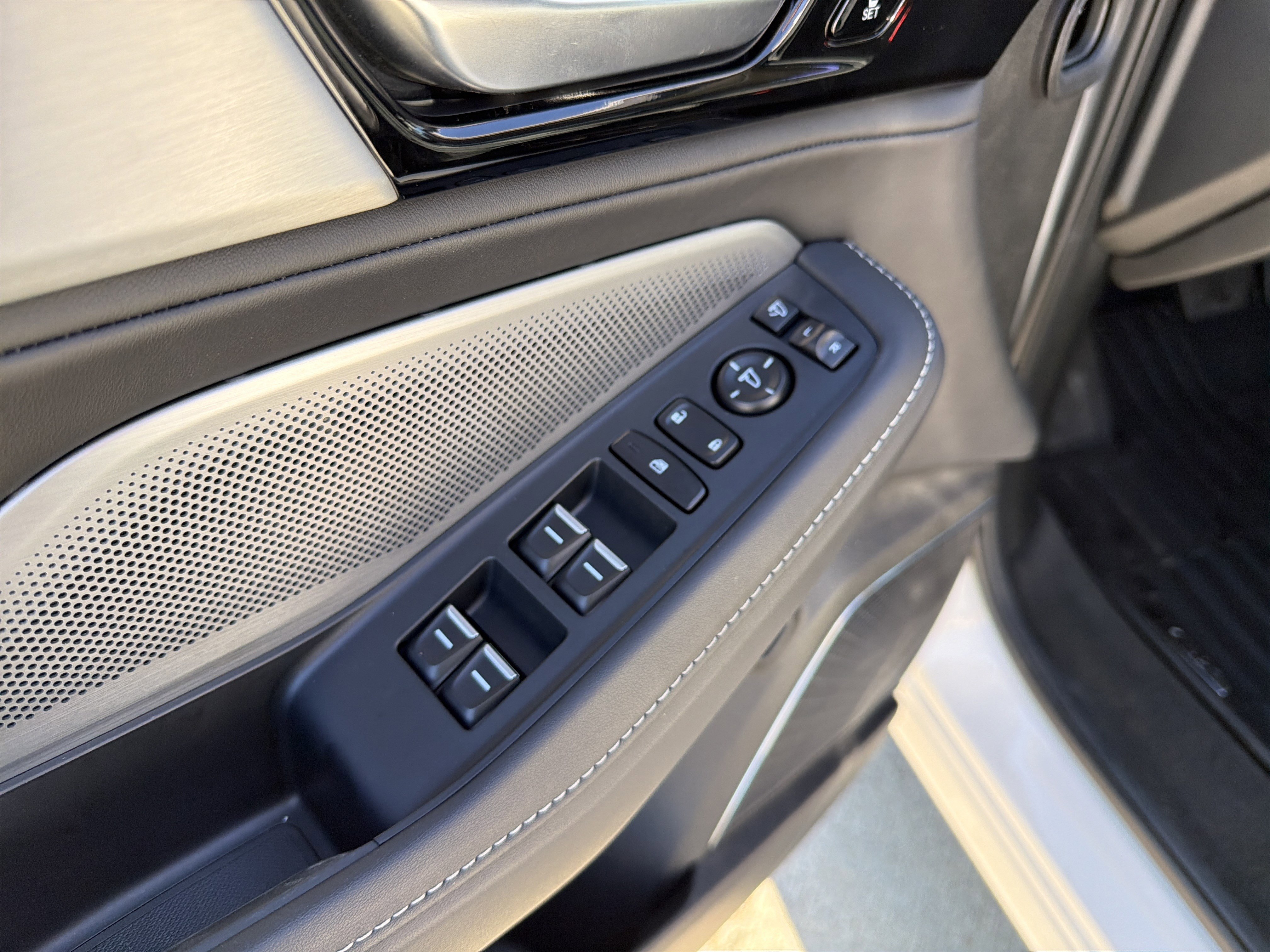 Certified 2026 Acura MDX FWD w/ Technology Package image 15