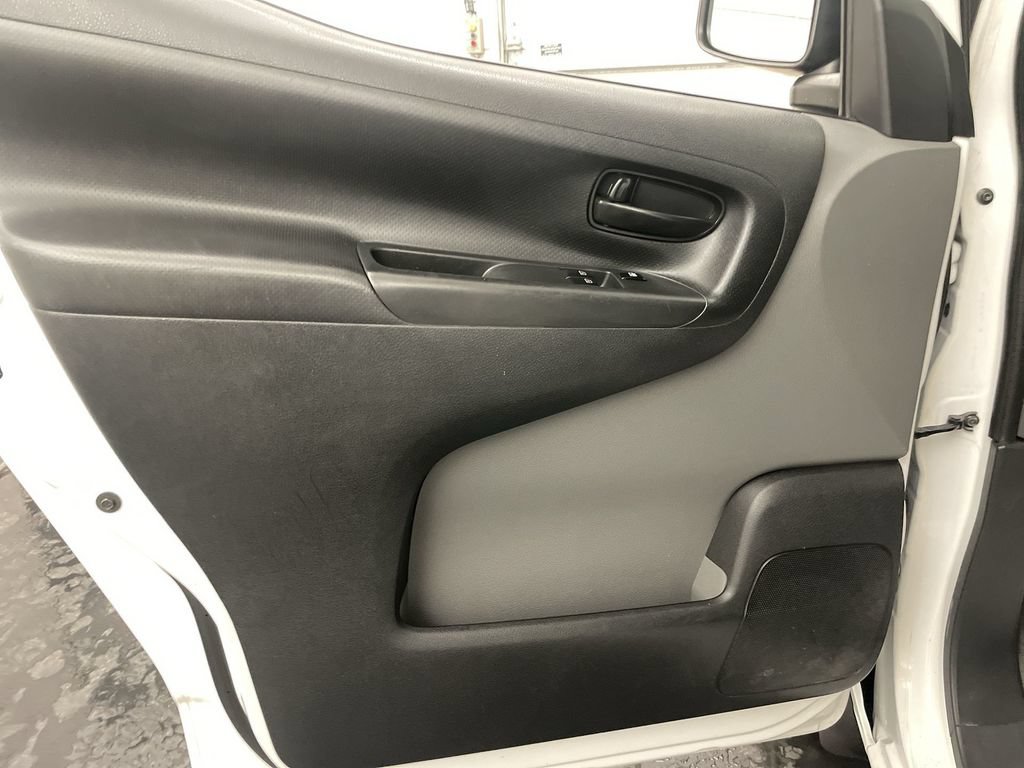 Used 2015 Nissan NV200 S w/ Back Door Glass Package FWD image 13