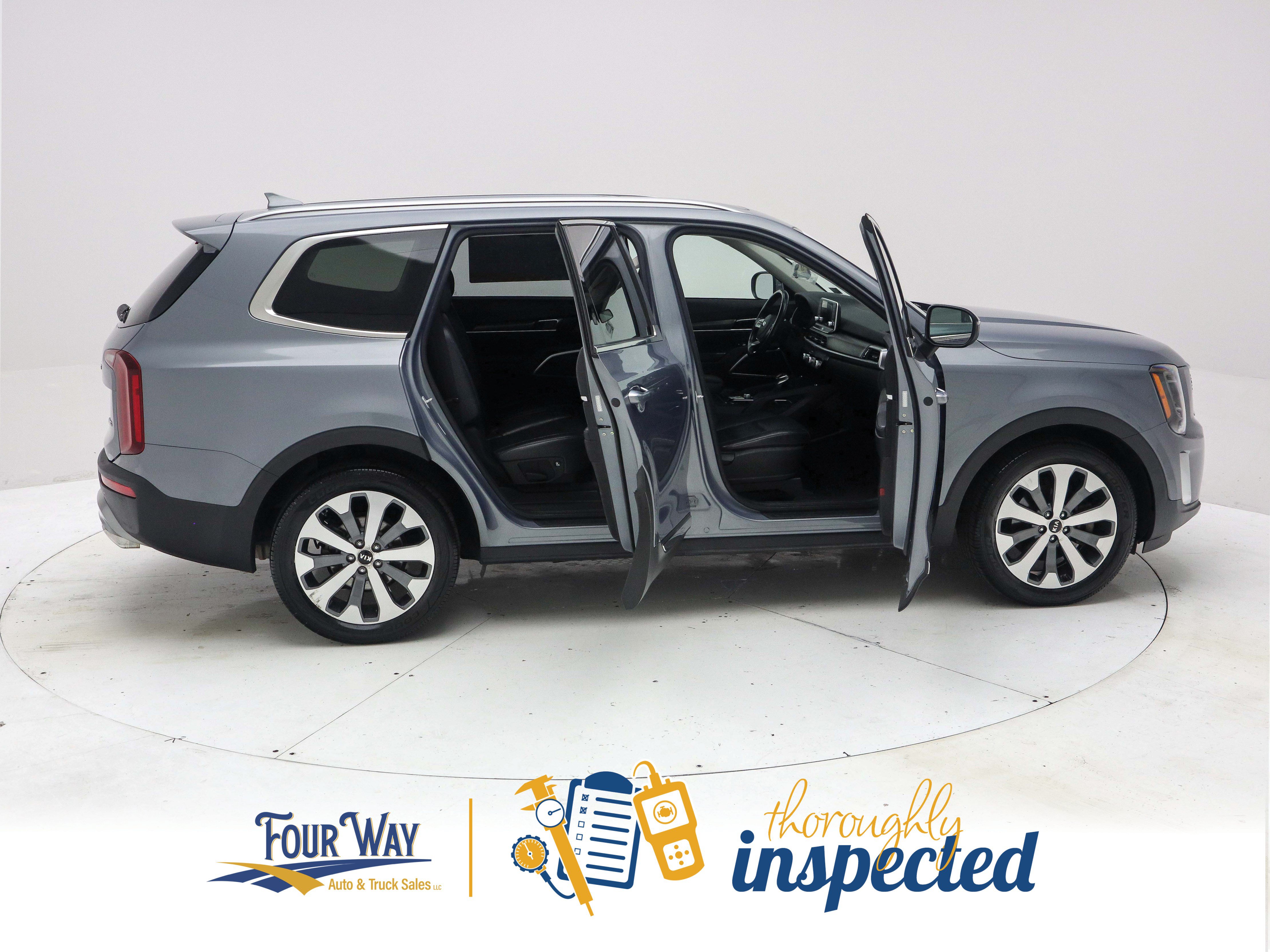 Used 2020 Kia Telluride S AWD/4WD image 3