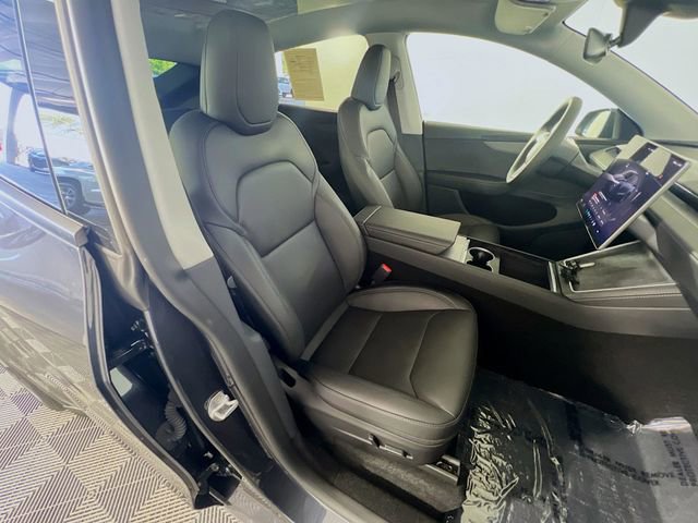 Used 2026 Tesla Model Y Long Range image 28