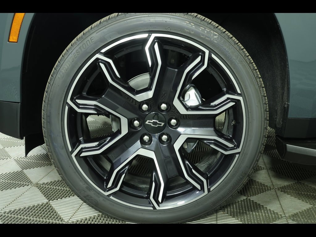 New 2026 Chevrolet Suburban RST w/ Advanced Technology Package image 18