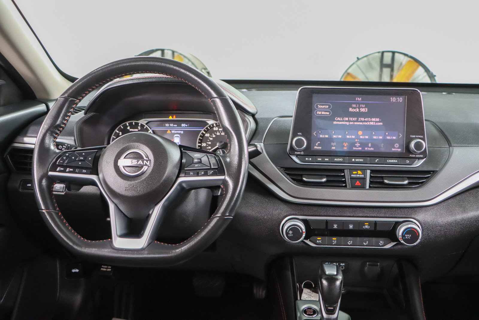 Used 2024 Nissan Altima 2.5 SR FWD image 17