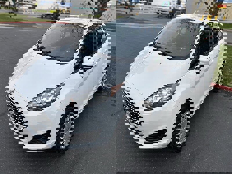 Used 2017 Ford Fiesta S image 6