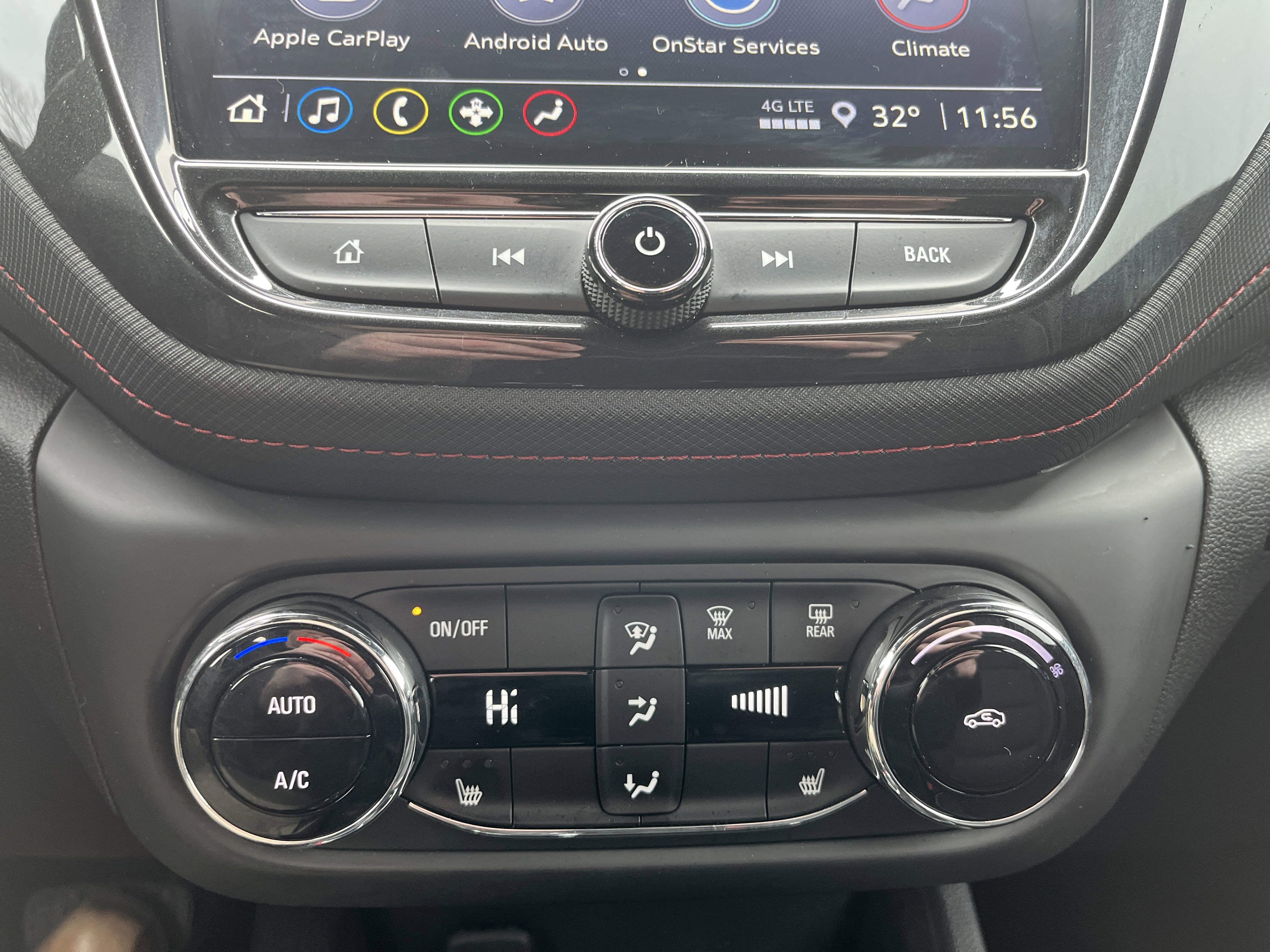 Used 2023 Chevrolet TrailBlazer RS w/ Sun and Liftgate Package image 26