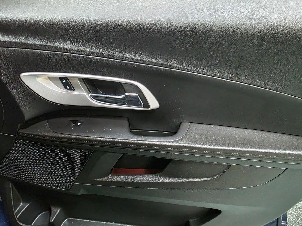 Used 2016 Chevrolet Equinox LS AWD/4WD image 27