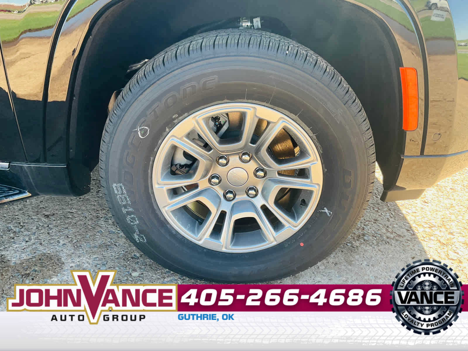 Used 2024 Jeep Wagoneer 4WD image 8