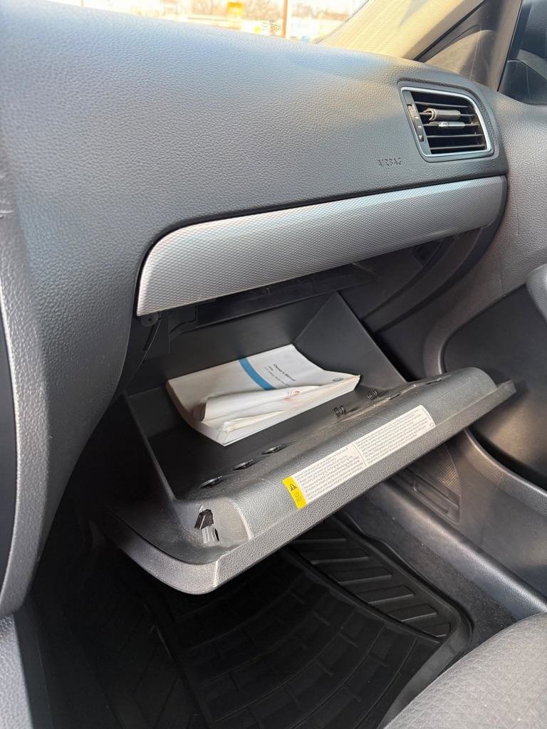 Used 2015 Volkswagen Jetta SE image 7