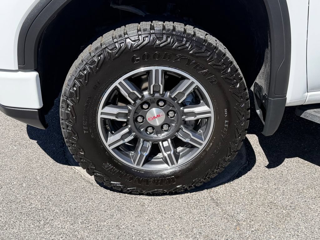 Used 2026 GMC Sierra 1500 AT4 AWD/4WD image 28